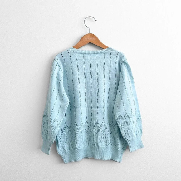 NWT Pretty Girls Long Sleeve Knitted Sweater Boutique Flower Embroidery Blue 5T - Picture 2 of 4